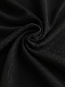 Maglietta casual con collo alto e orlo asimmetrico, di colore unito, da donna