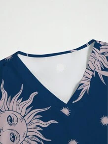 PopScrub V-hals korte mouw zon gezicht print kliniek scrub uniform top set scrub set verpleegster jurken scrub tops scrub broeken labjassen scrub bovenkleding print V-hals frosted scrub top, casual korte mouw werkkleding, vrouwen sweetheart v-hals gerimpelde blouse, vrouwen korte mouw v-hals verpleegster scrub uniform shirt met 2 zakken, zachte elastische gerimpelde grafische tee - Wit - Bekijken 3