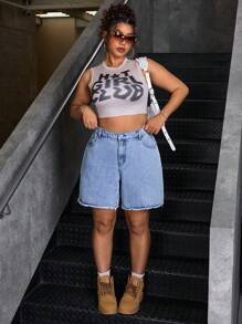 SHEIN ICON Shorts informales de mezclilla con botones, bolsillos y bajo deshilachado, tallas grandes para verano