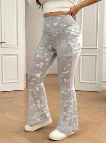 SHEIN EZwear Plus Size Metallic Foil Print Slimming Flare Pants With Pockets, Spring/Summer