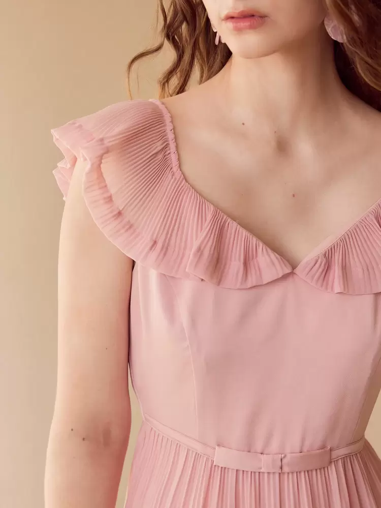 GATHERED RUFFLE TRIM DRESS