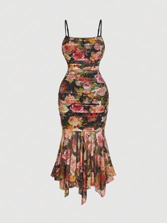 SHEIN MOD Große Größen Sommerkleid mit Blume Muster und Rüschensaum, Vintagestil für Party, Date, ausgehöhlte Kostüme, Prinzessinnenkostüm für Frauen, Griechisches Göttinnenkostüm, Feenkostümkleid, Neujahr, Valentinstag