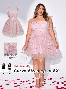 SHEIN CURVE+ 加大码/情人节/大码女式立体印花吊带春夏连衣裙，适合情人节和节假日穿着 - 粉色 - 查看 10