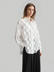 Ontre Áo sơ mi nữ Jacquard cổ tròn thả vai dài tay cài nút đơn giản thường ngày - trắng - Xem 6