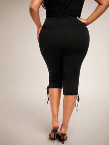 SHEIN BAE Plus Size Women's Black Casual Short Tight Leggings With Ribbon Tie Decor, Suitable For Valentine's Day, Carnival, Beach, Vacation, Back To School, Graduation Season,Modest - Black - View 2
