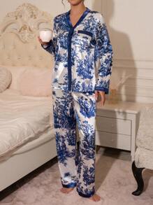 LuxeNights Elegant Vintage Blue Ink Color Button Pocket Long Sleeve Top & Pants Women's Pajama Set, Autumn/Winter, Fall Clothes  Cozy And Elegant Details