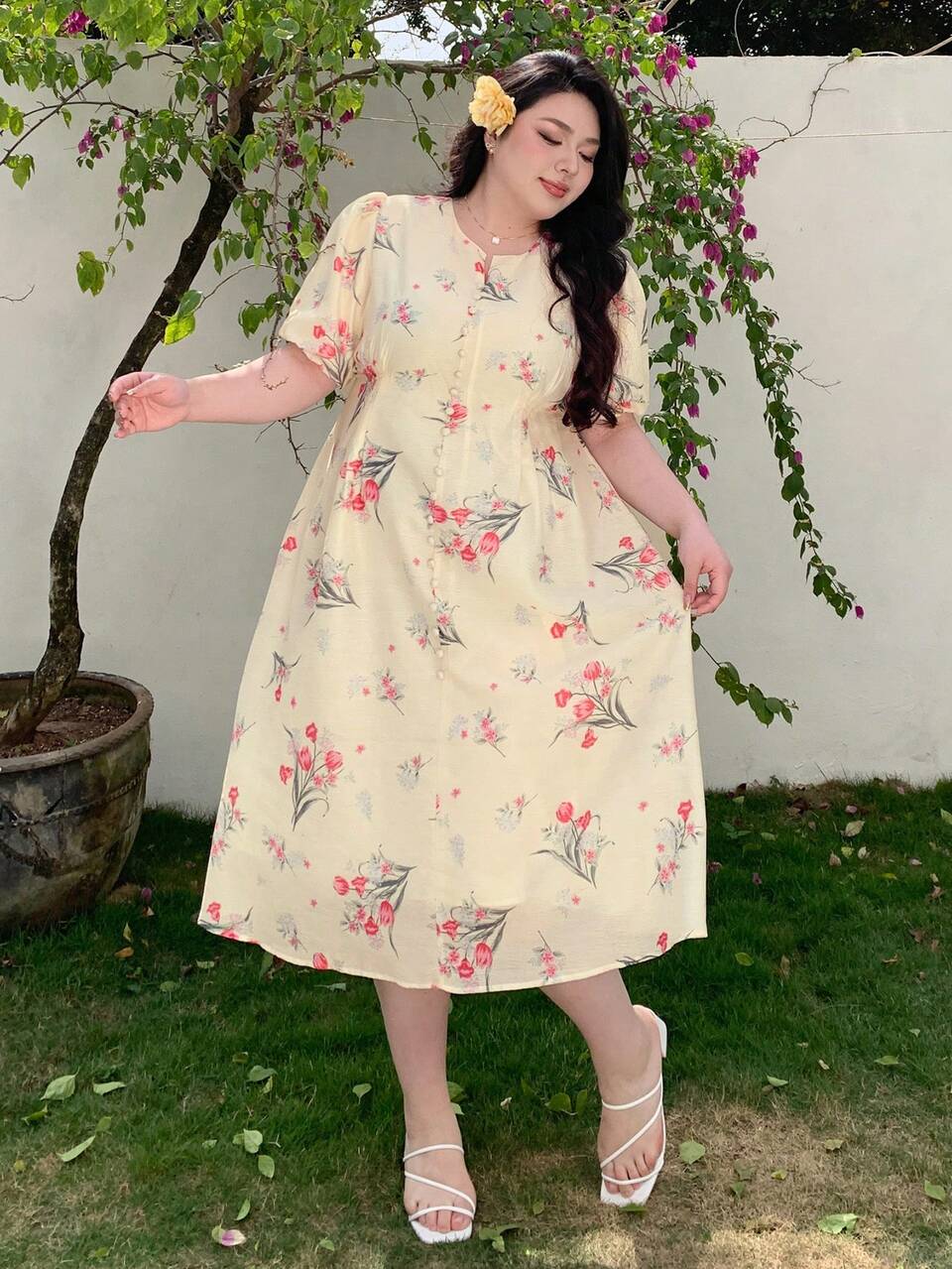 Dazy Plus Plus Size Round Neck Short Puff Sleeve Midi Dress With All Over Floral Print Party Women Dresses Milkmaid Dress Sundress Vacation Outfits Women
