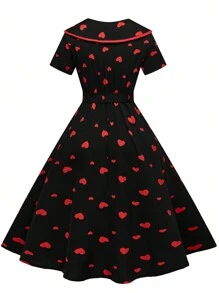 SHEIN Clasi Robe vintage élégante à manches courtes avec boutons devant et imprimé cœurs sur tout le vêtement, grande taille