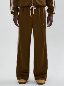 Musero Chándal con pantalón jogger y cordón a rayas
