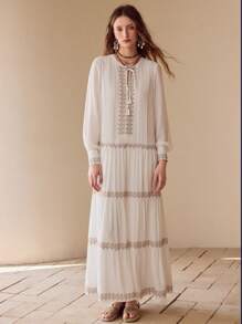 MOTF PREMIUM GATHERED FLORAL EMBROIDERY DRESS,SPRING/SUMMER - White - View 4