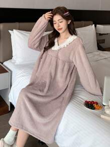 DAZY 法兰绒荷叶边宽松睡袍，可爱荷叶边下摆超大睡衣