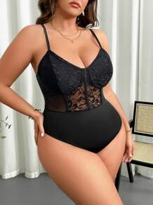 SHEIN Privé Plus Size Lace Patchwork Spaghetti Strap Camisole Bodysuit With Fishbone Decor - Black - View 3