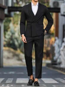 Manfinity Bizformal 男士商务通勤套装，采用缺口翻领设计的黑色西装套装，适合商务宴会、婚礼和日常工作等各种场合。这款西装是送给男朋友或老公的绝佳礼物。男士纯色西装套装：上衣和裤子，简约时尚休闲日常穿着，男士正装西装，男士正装西装，男士休闲西装，男士两件套西装 - 黑色 - 查看 1