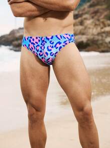 Manfinity Swimmode Men's Leopard Print Casual Triangle Swim Trunks,Hawaiian