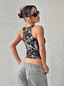 StreetHx 女式复古修身圆领无袖背心，带干叶印花，修身街头风格图案 T 恤女式上衣 - 鏽棕色 - 查看 2