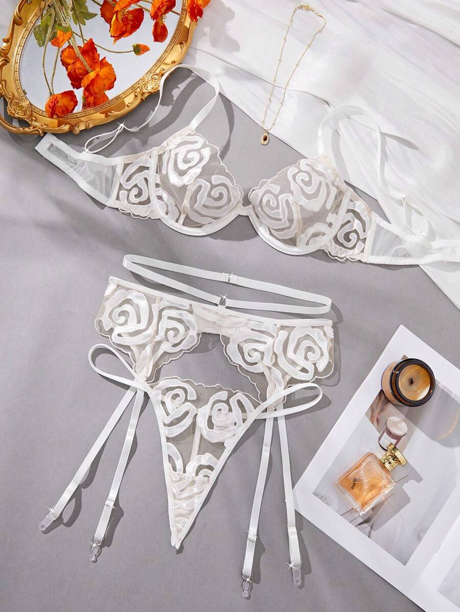 Set de 3 piezas de lencería vintage romántica y sexy con bordados para mujer de boda - Blanco - Ver 1