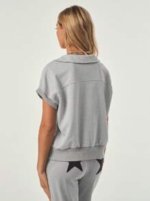 Tropiluxe Camiseta suelta de yoga y fitness con hombros en oblicuo para mujer, camiseta deportiva de manga corta ideal como cubrimiento para correr