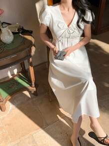 DAZY Đầm dài vừa phải cổ chữ V tay bồng trang trí nơ cho nữ mùa hè - trắng - Xem 4