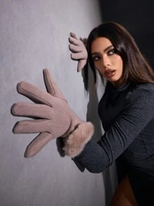 SHEIN SXY Fuzzy Heart Shaped Mittens, For Casual Daily And Home Use - Khaki - View 4