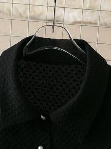 SHEIN Unity Blusa negra casual de manga larga, con botones delanteros, de unicolor y de diseño simple para mujer