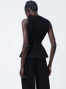 Aveloria Modichic 女式不对称金属扣设计腰部收腰无袖圆领衬衫，配人造皮革金属扣 - 黑色 - 查看 2