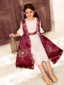 SHEIN Conjunto de atuendo informal para vacaciones de niña preadolescente con vestido cruzado de manga abullonada y abrigo estampado con motivos florales retro elegantes - Burdeos - Ver 1