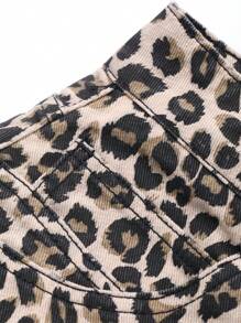 DAZY Minifalda de mezclilla ajustada con estampado de leopardo para mujeres, falda de jeans con estampado de guepardo