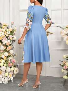 SHEIN Lady 蓝色印花修身女士连衣裙 女装 A 字型优雅女士连衣裙 - 白色 - 查看 2