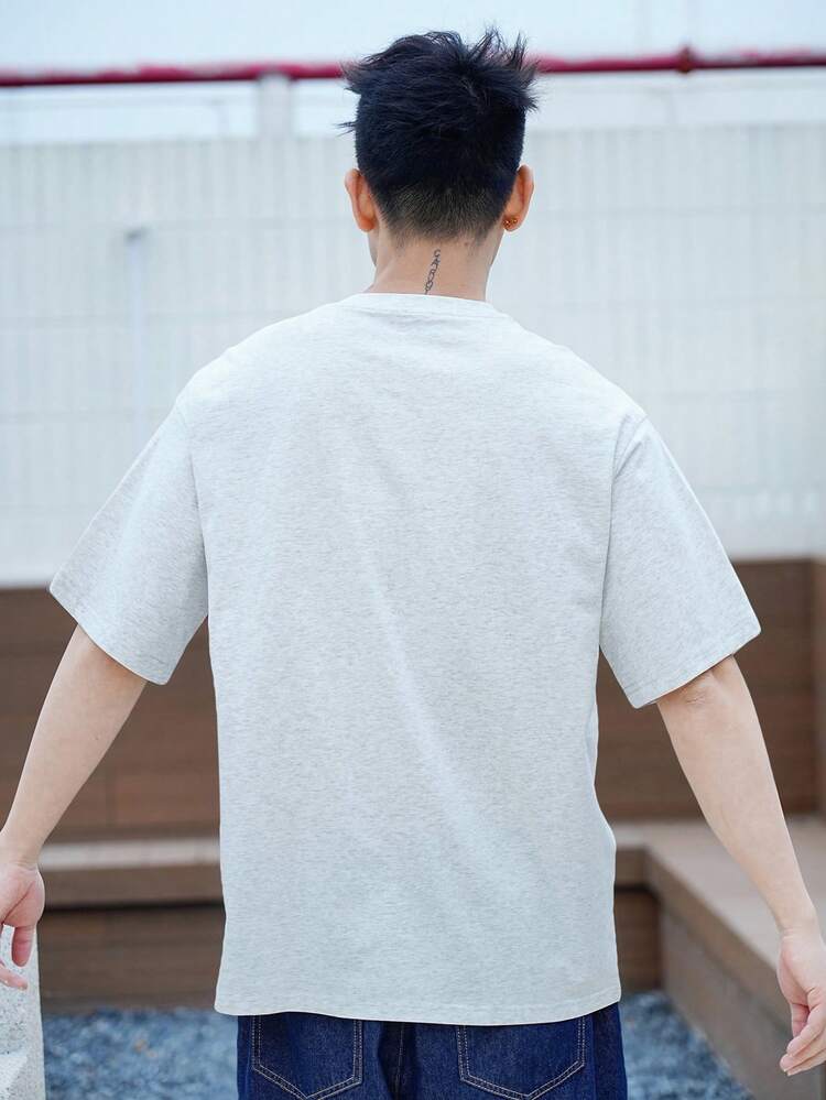 Men's Abstract Print Round Neck Short Sleeve Casual Graphic T-Shirt