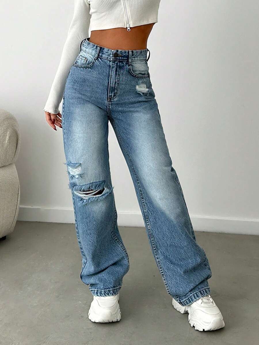 EURMUSE Women's Loose Fit Ripped Pockets Straight Leg Casual Jeans - Light Wash - View 1