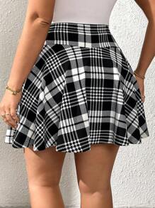 SHEIN Essnce Plus Size Women's Spring And Summer Airport For Women Easter Business Casual Woman Teacher Streetwear For Women New Style Fashion Casual Commuting Elegant Sports Student Black And White Plaid Fabric Inner Shorts And Pocket Culottes Skort
