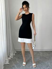Elenzga Women's Solid Color Splicing Round Neck Sleeveless Casual Black And White Short Dress - Black and White - View 4