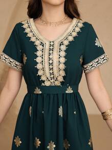 Teen Girl Gold Foil Floral Pattern Trim Neck Style Dress - Dark Green - View 5