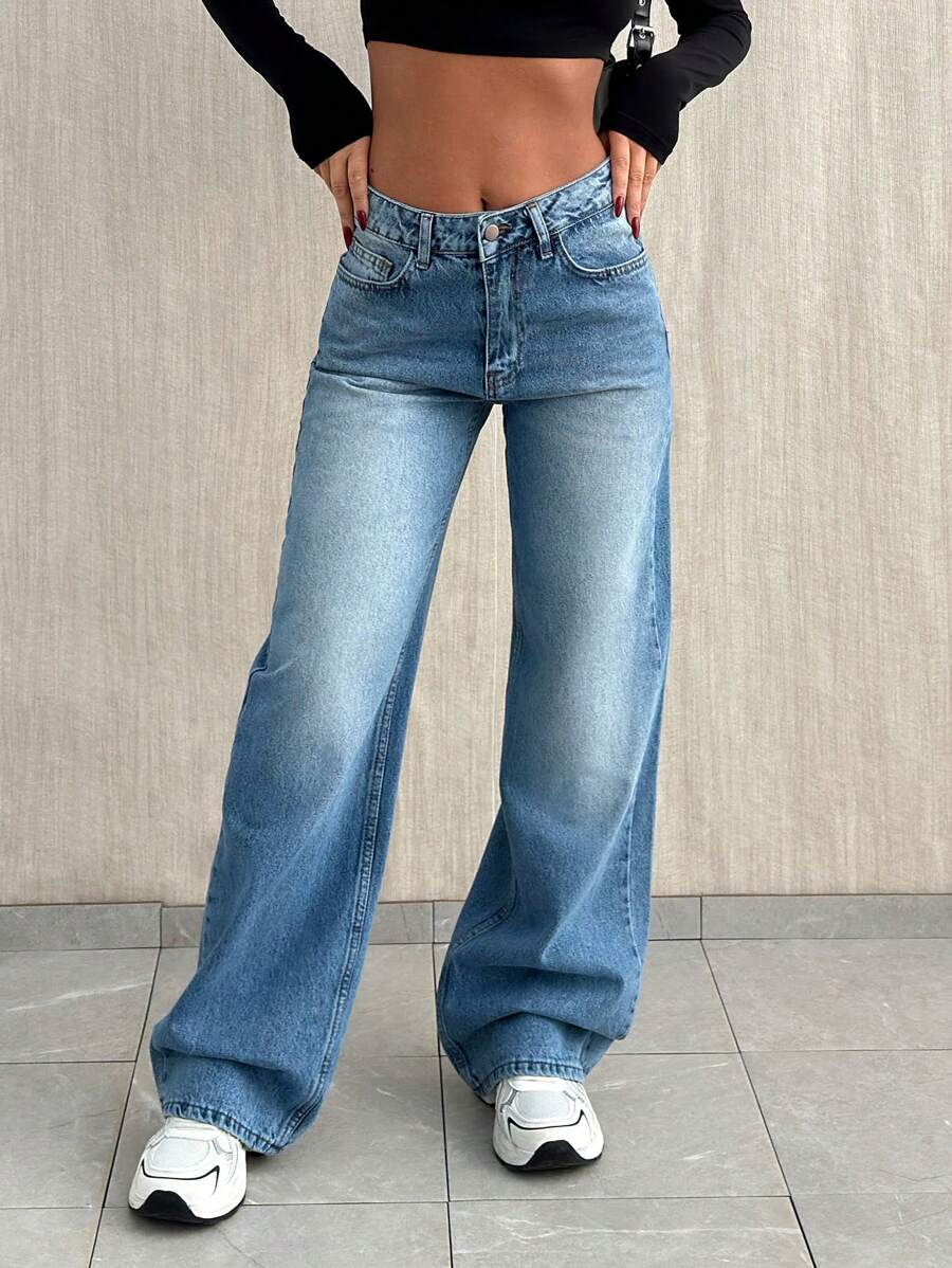 EURMUSE HIGH WAIST STRAIGHT JEAN WITH LEOPARD PRINT - Medium Wash - View 1