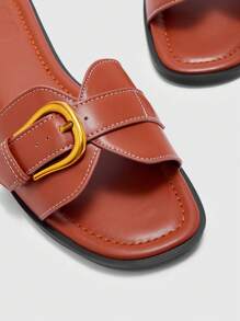 CUCCOO BIZCHIC Women Fashion Flat Sandals, Casual Daily Wear For Summer