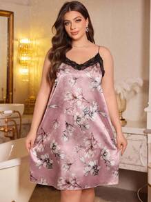 LuxeNights Floral Print Plus Size Loungewear Set Including Robe And Pajama