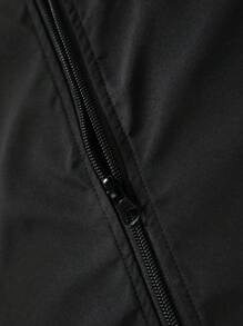 Manfinity Homme 男士休闲运动纯色前拉链无袖连帽户外风衣马甲外套，拉链口袋和侧袋简洁实用。拉链门襟设计方便穿脱，非常适合日常穿着、旅行、运动、旅游和户外。男士连帽拉链无袖连帽马甲，男士拉链连帽马甲，休闲，秋季 - 黑色 - 查看 3