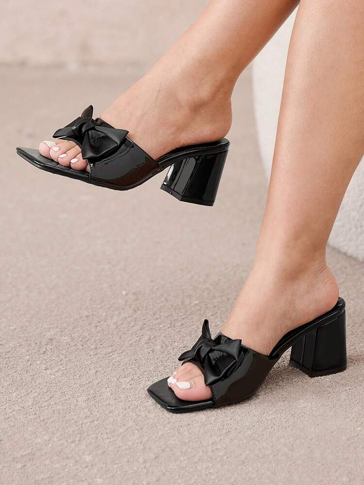 CUCCOO CURVES Plus Size Women Sandals Wide-Fit Bowknot Toe-Strap Slides, Suitable For Outdoor, Vacation And Daily Wear, Summer