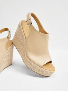 Styleloop صندل كعب عالي بمنصة وردجة أنيق وبسيط، أسود