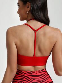 Menodora SHEIN Sport 女士纯色拼接修身细肩带休闲运动文胸 - 紅色 - 查看 2