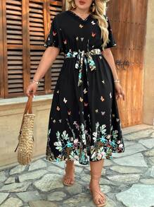 SHEIN VCAY Große Größen V-Ausschnitt Kurzarm Schleife Vorne Minimalistische Lässig Kleid