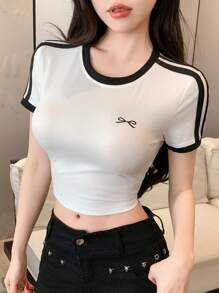 DAZY Women Desire Patchwork Contrast Bow Embroidery Cropped Bodycon T-Shirt