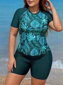 Swim Lushoire 夏季 2 件套大码女士随机印花短袖上衣和宽松短裤泳装套装，美观且保守，适合休闲度假 - 綠色 - 查看 1