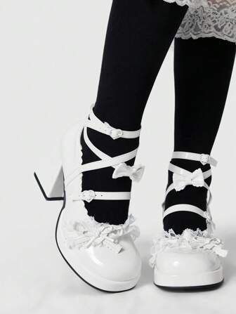 Kawaii Women's Gothic Closed Toe Thick Heel Shoes, Beige Criss-Cross Lace Trim Lolita Mary Jane Platform High Heels