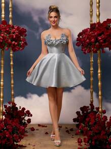 SHEIN Belle Thanh lịch, lãng mạn, tuyệt đẹp Chất liệu sáng bóng màu xám bạc, Trang trí hoa ba chiều, Không dây, Không tay ống, Váy dạ hội, Váy dự tiệc cưới, Thích hợp cho sự kiện đám cưới, Tiệc độc thân, Váy ngắn dự tiệc vũ hội ngày lễ (Phiên bản trang trí) - Xám - Xem 6