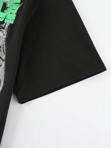 ROMWE MEN Street Life Loose Fit Short Cropped Graphic Tee, Vintage Street Style For Men - Black - View 4