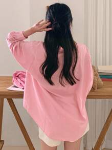 DAZY Camisa básica con cuello vuelto y corte holgado para mujer, color rosa