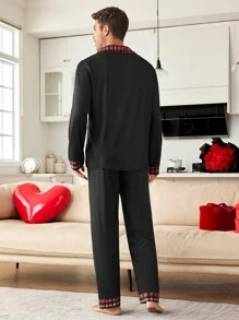 CoupledUp 男士休闲拼布格子和爱心图案家居服套装 - 黑色 - 查看 2