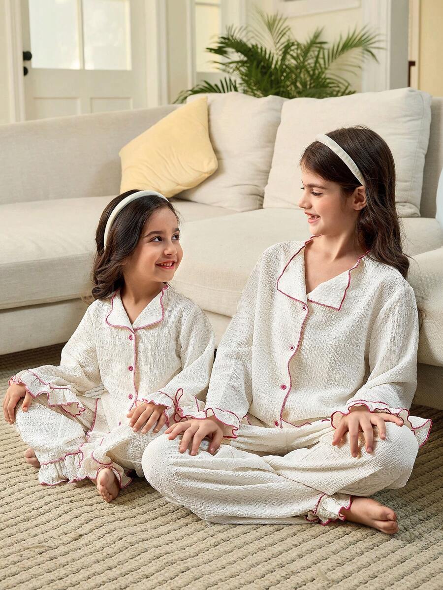 SHEIN Leap Crew 青少年女孩简约提花波浪下摆领上衣和长裤休闲舒适睡衣套装，2 件（作为兄弟姐妹/配套服装单独出售） - 白色 - 查看 1