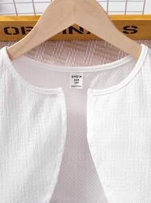 Conjunto de 2 piezas para niñas preadolescentes con blusa de manga corta en color liso y vestido camisola con estampado floral diminuto